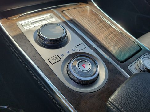 Used 2024 Genesis GV80 2.5T AWD/4WD image 26