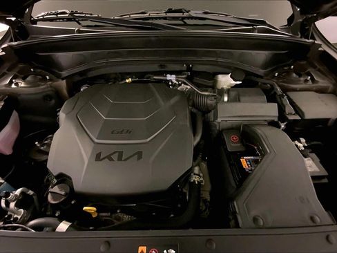 Certified 2025 Kia Telluride SX w/ SX Captain's Chair Package AWD/4WD image 10