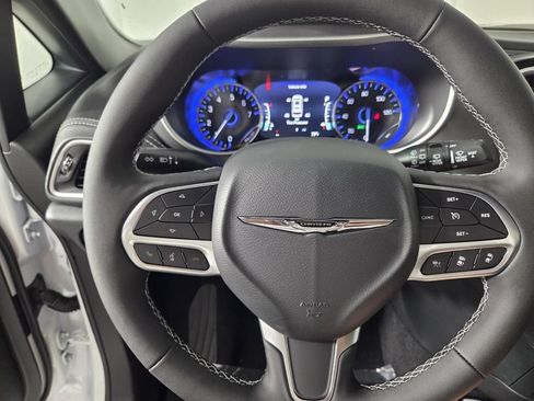 New 2026 Chrysler Pacifica Select FWD image 14