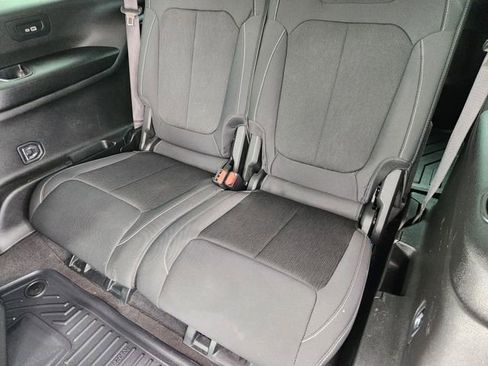 Used 2021 Jeep Grand Cherokee L Laredo w/ Luxury Tech Group I RWD image 30