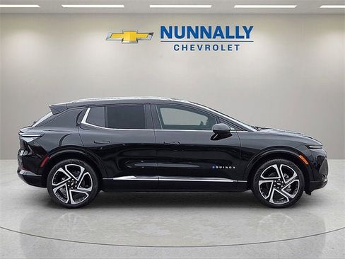 New 2025 Chevrolet Equinox EV LT w/ Convenience Package II image 6