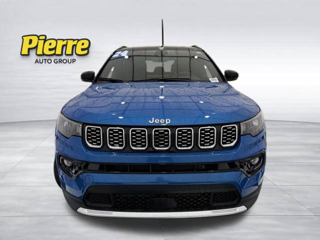 Used 2024 Jeep Compass Limited AWD/4WD image 8