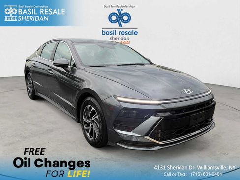 Used 2026 Hyundai Sonata Blue FWD image 1