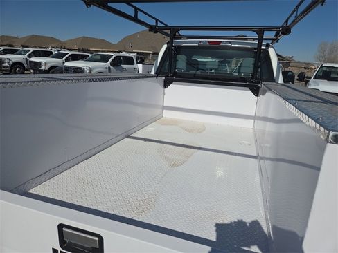 New 2025 Ford F250 XLT w/ FX4 Off-Road Package image 8