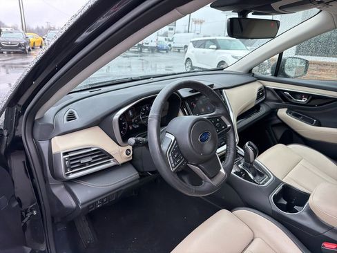 Used 2023 Subaru Outback Limited XT image 4