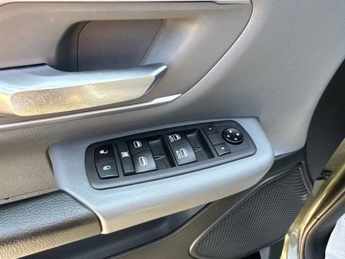 Used 2021 RAM 1500 Big Horn AWD/4WD image 9