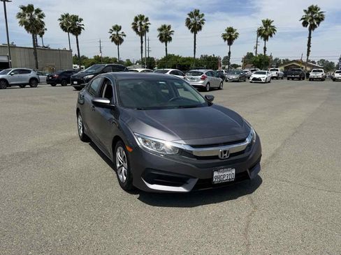 Used 2017 Honda Civic LX image 3