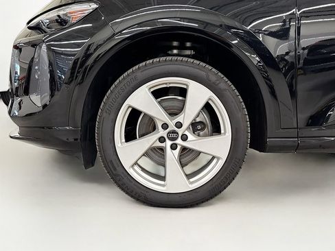 Used 2025 Audi Q5 Premium Plus w/ Premium Plus AWD/4WD image 24