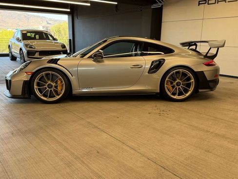 Certified 2019 Porsche 911 GT2 RS RWD image 2