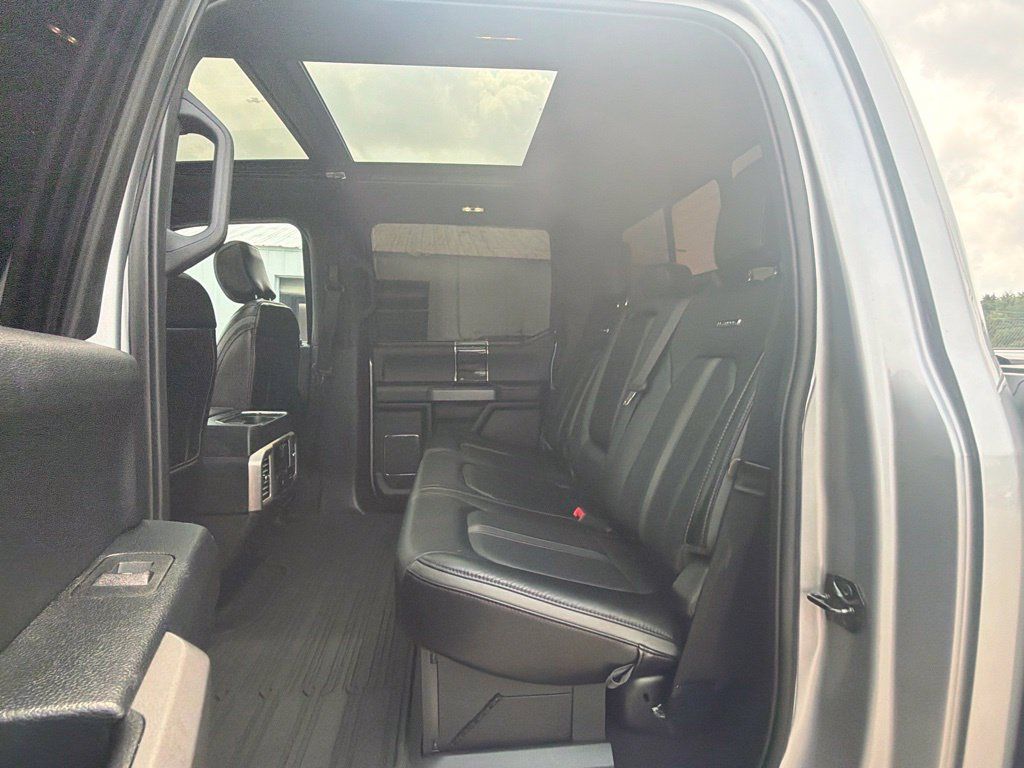 Used 2021 Ford F350 Platinum w/ Tremor Off-Road Package AWD/4WD image 27