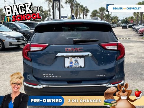 Used 2024 GMC Terrain SLT AWD/4WD image 6