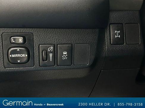 Used 2014 Toyota RAV4 XLE image 29