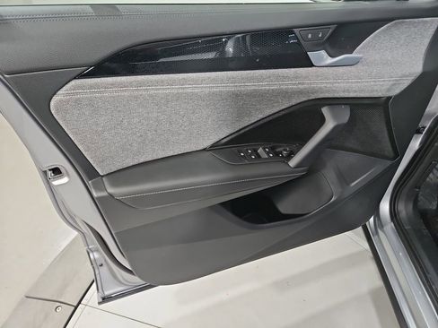 New 2026 Volkswagen Tiguan S AWD/4WD image 10