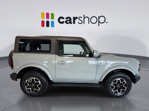 Used 2022 Ford Bronco Outer Banks AWD/4WD image 6