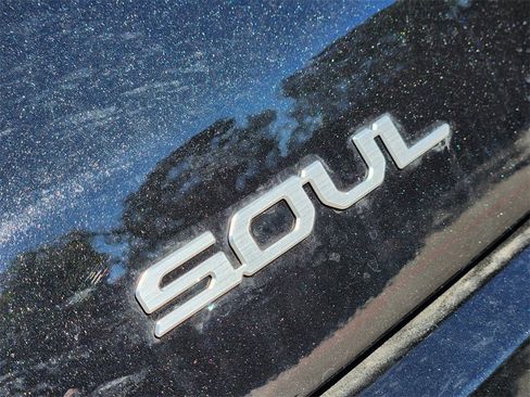 New 2025 Kia Soul LX image 8