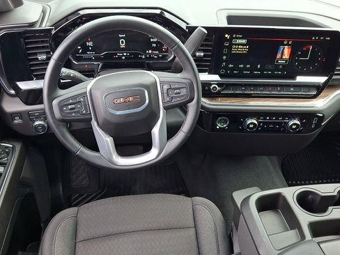 Certified 2024 GMC Sierra 1500 Elevation AWD/4WD image 11