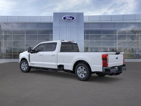 New 2026 Ford F250 XLT w/ XLT Premium Package RWD image 4