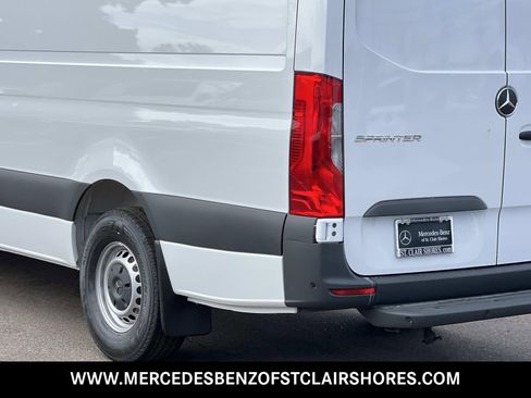 New 2025 Mercedes-Benz Sprinter 2500 image 4