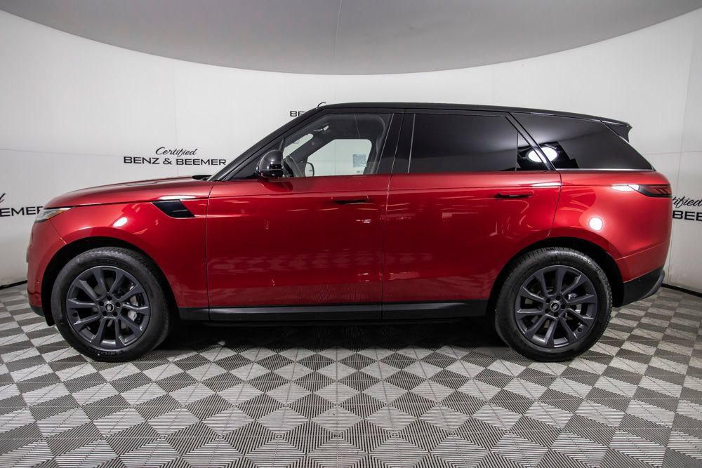 Used 2023 Land Rover Range Rover Sport SE AWD/4WD image 10