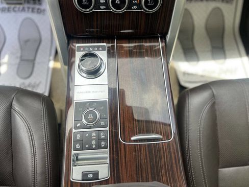 Used 2017 Land Rover Range Rover Long Wheelbase Supercharged image 18