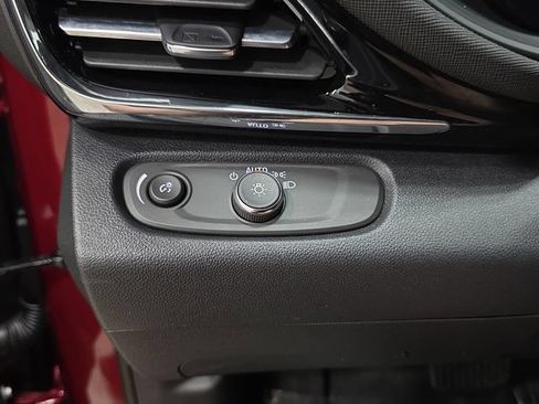 Used 2025 Buick Envista Sport Touring w/ Convenience I Package FWD image 26