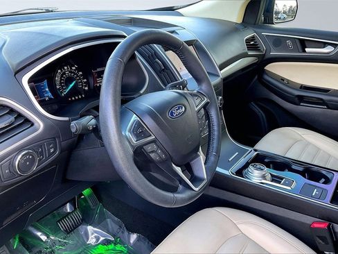 Used 2020 Ford Edge SEL w/ Convenience Package image 14