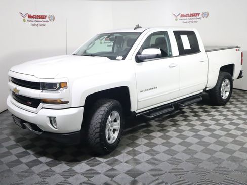 Used 2018 Chevrolet Silverado 1500 LT w/ All Star Edition AWD/4WD image 13