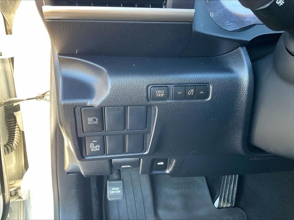 Used 2019 Lexus IS 300 AWD w/ Accessory Package image 26