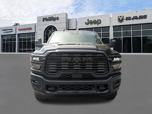 New 2026 RAM 2500 Big Horn AWD/4WD image 8