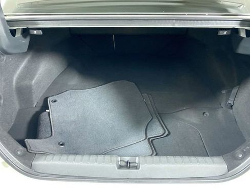 Used 2018 Honda Clarity Base image 35