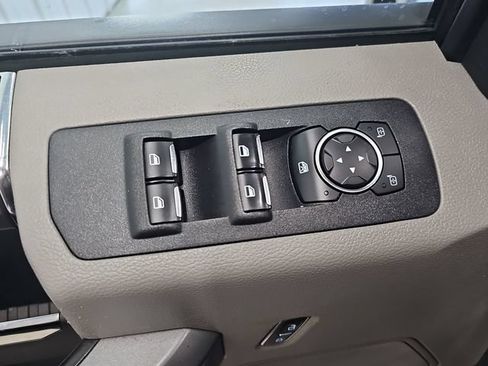 Used 2018 Ford F150 XLT w/ XTR Package AWD/4WD image 11