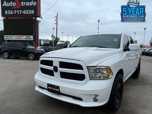 Used 2014 RAM 1500 Express RWD image 1