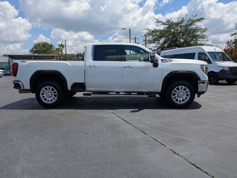 Used 2023 GMC Sierra 2500 SLT w/ SLT Premium Package AWD/4WD image 4