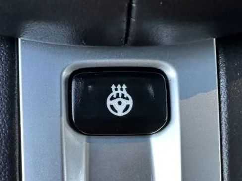 Used 2019 BMW 530i xDrive w/ M Sport Package image 32