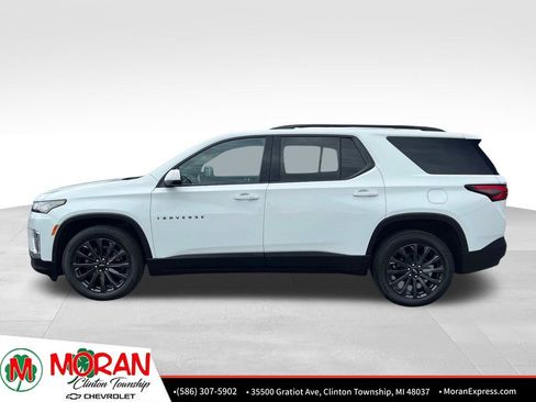 Certified 2023 Chevrolet Traverse RS w/ LPO, Floor Liner Package AWD/4WD image 3