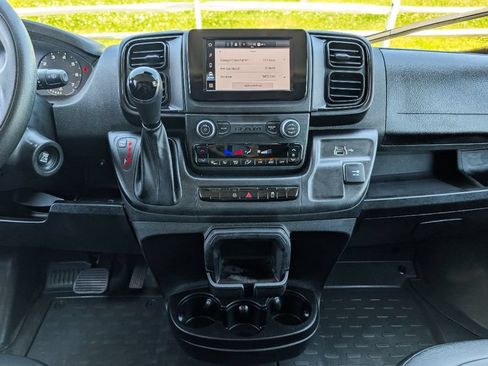 Used 2026 RAM ProMaster 2500 w/ Convenience Group FWD image 22