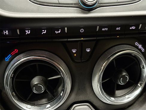 Used 2017 Chevrolet Camaro LT image 15