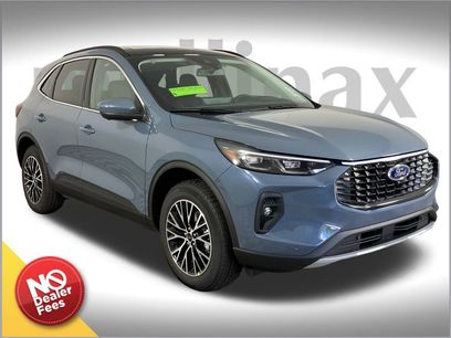 New 2025 Ford Escape SE w/ PHEV Premium Package