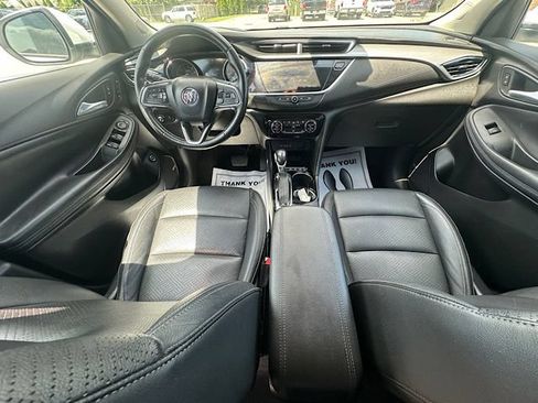 Used 2020 Buick Encore GX Essence w/ Experience Buick Package FWD image 19
