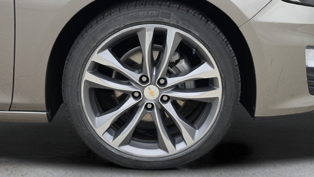 Used 2025 Chevrolet Malibu LT FWD image 39