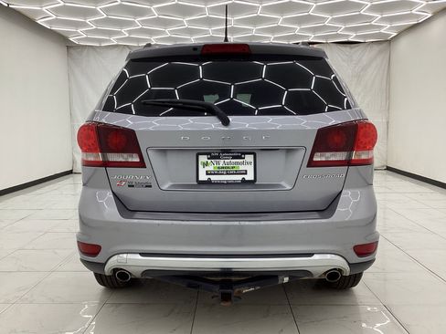 Used 2019 Dodge Journey Crossroad w/ Popular Equipment Group AWD/4WD image 10