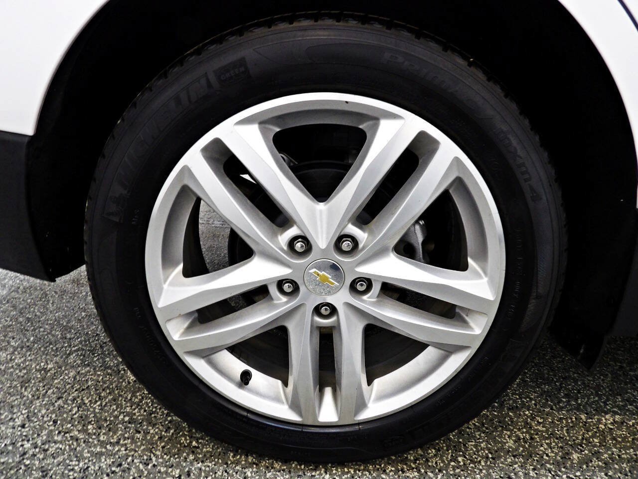 Used 2021 Chevrolet Equinox Premier FWD image 22