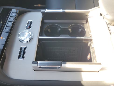 New 2025 Lincoln Navigator Reserve w/ Jet Appearance Package image 26