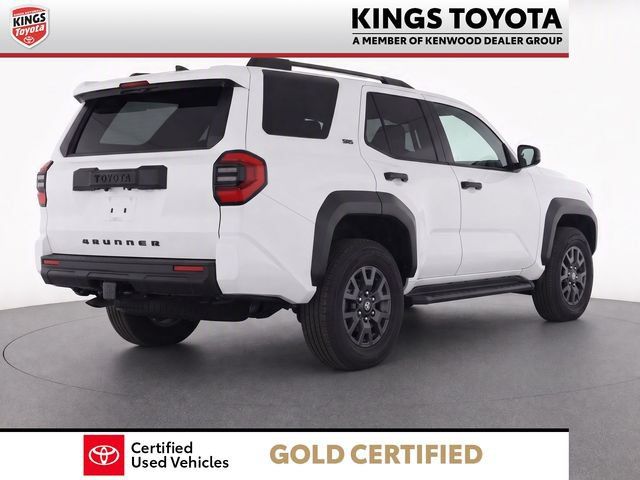 Used 2025 Toyota 4Runner SR5 AWD/4WD image 4