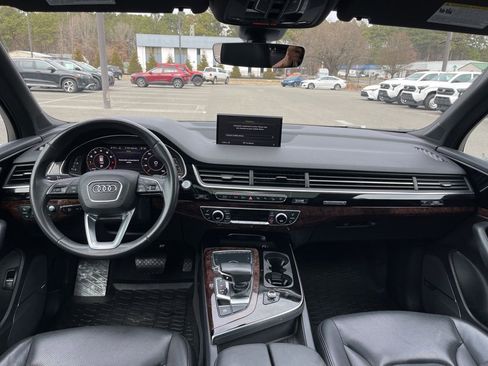 Used 2019 Audi Q7 3.0T Prestige image 8