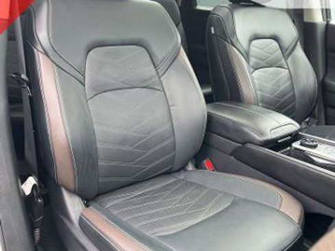 Certified 2023 Nissan Pathfinder Platinum image 24