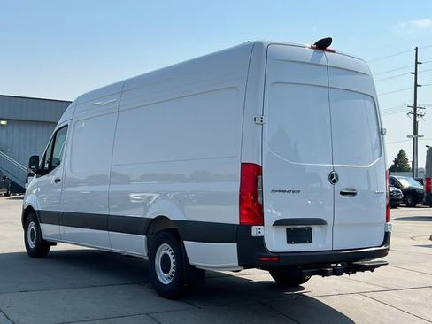 New 2025 Mercedes-Benz Sprinter 2500 image 9