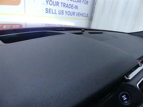 Used 2019 Land Rover Range Rover Velar R-Dynamic HSE image 27