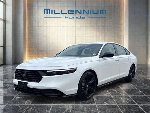 Used 2024 Honda Accord Sport image 1