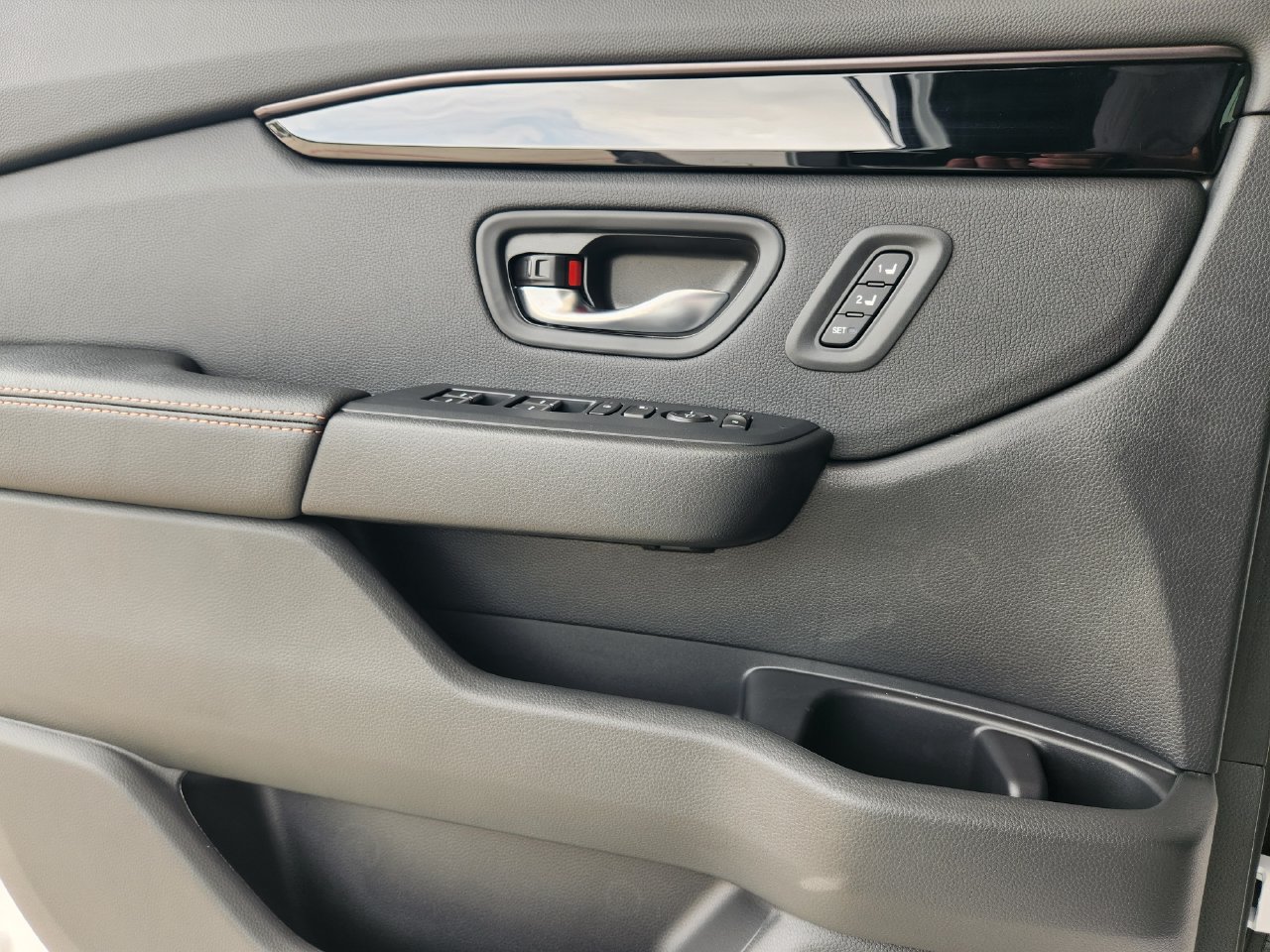 New 2026 Honda Pilot TrailSport image 16